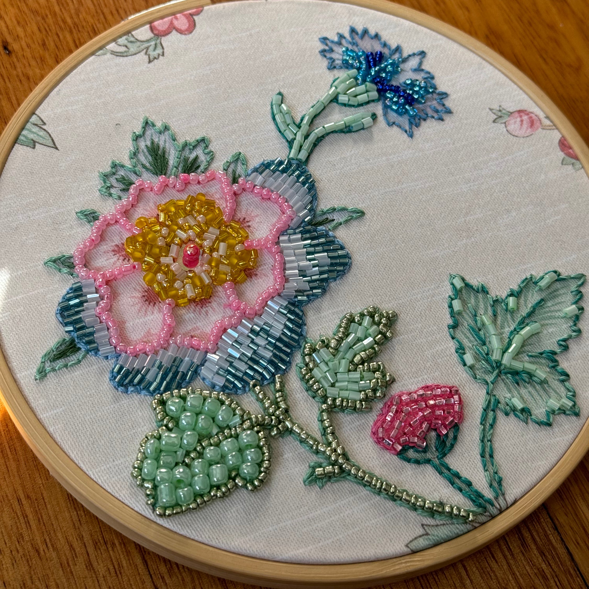 Introduction to Bead Embroidery with Bella MacIsaac | 15 Dec