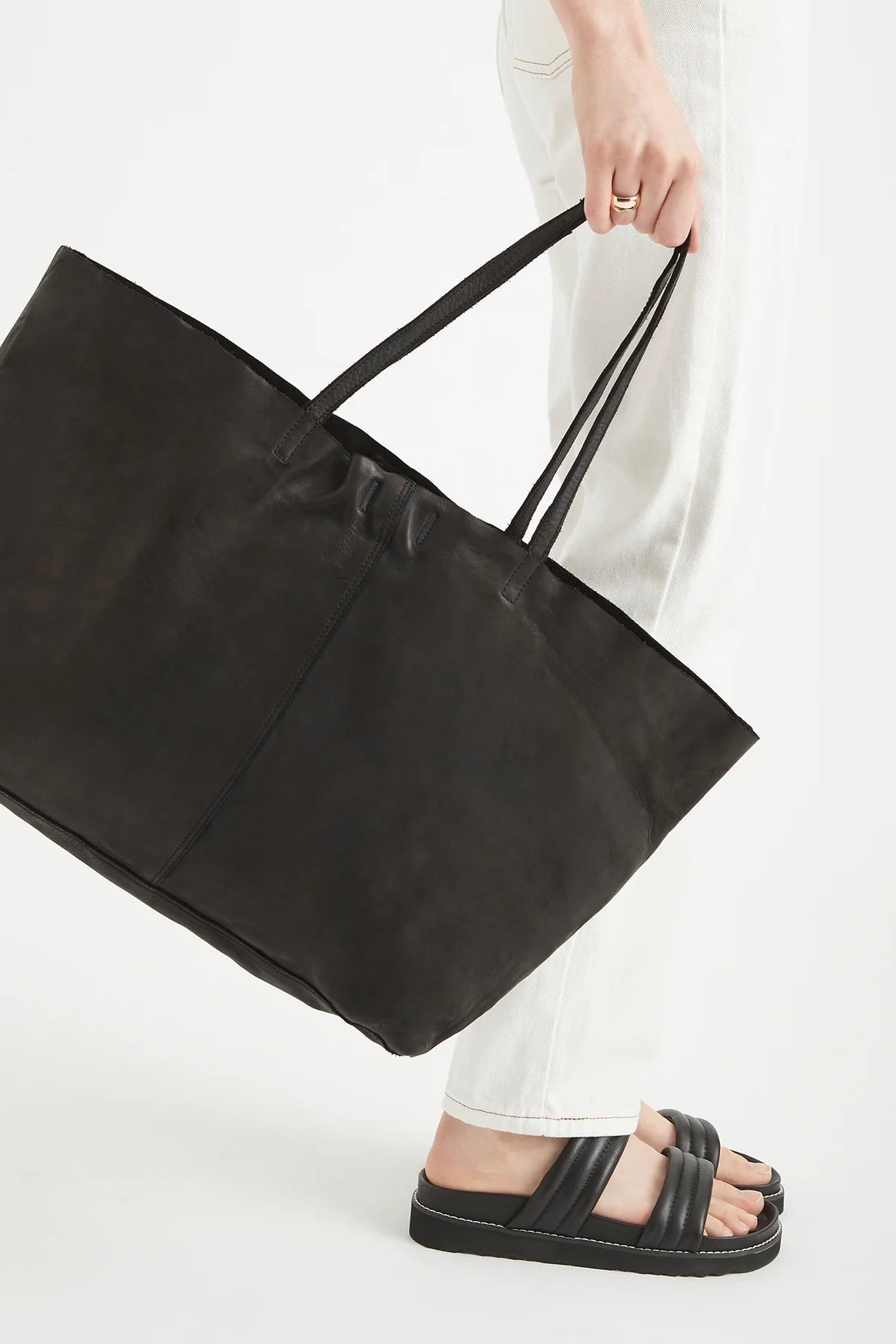 JuJu & Co | Unlined Tote | Black