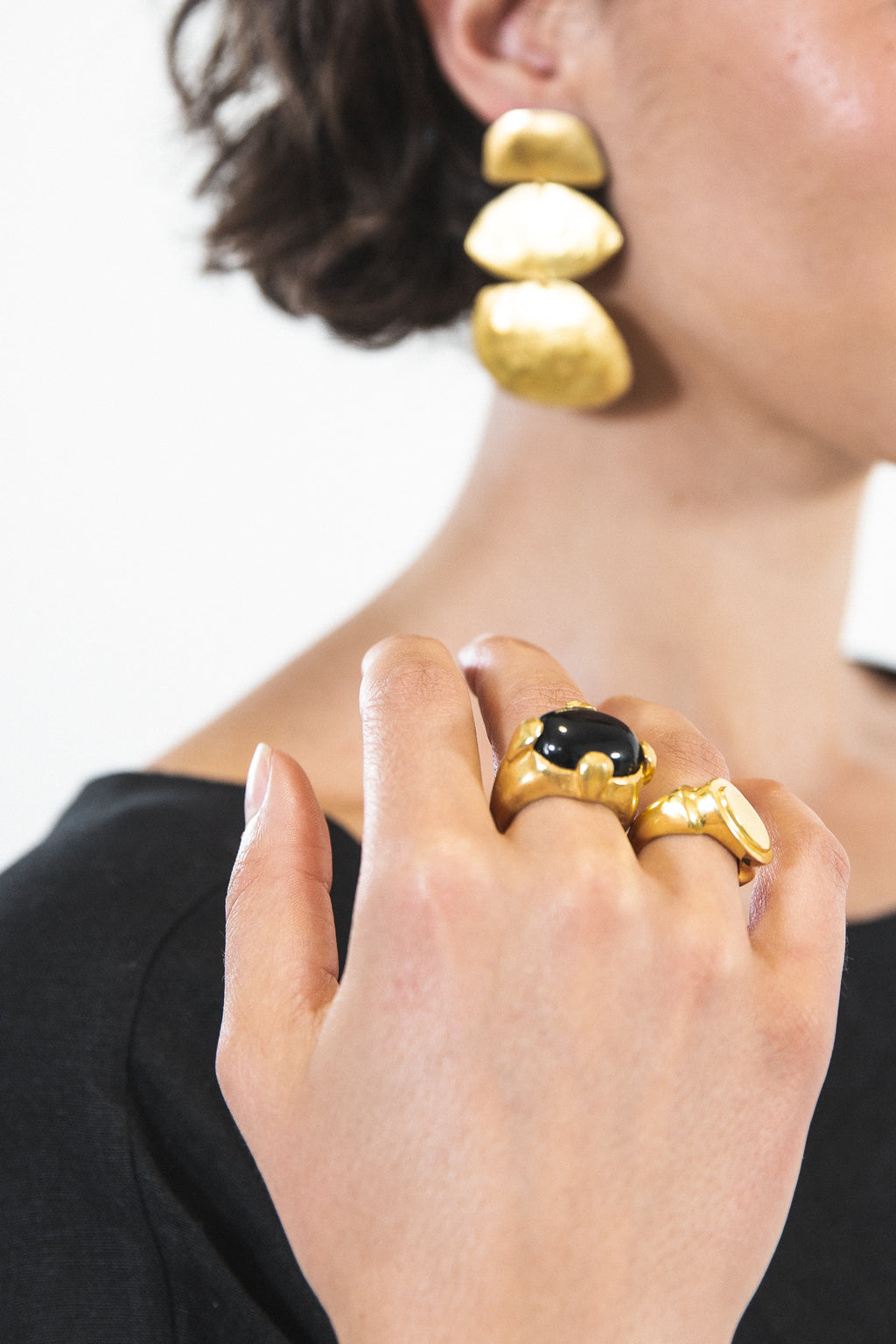 EWA Tribal | Onyx Ring | Gold