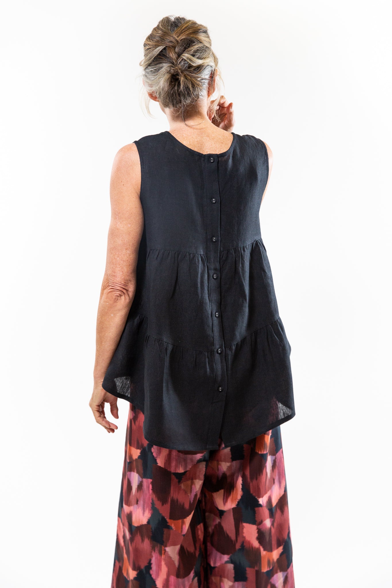 Mao Trapeze Top | Black