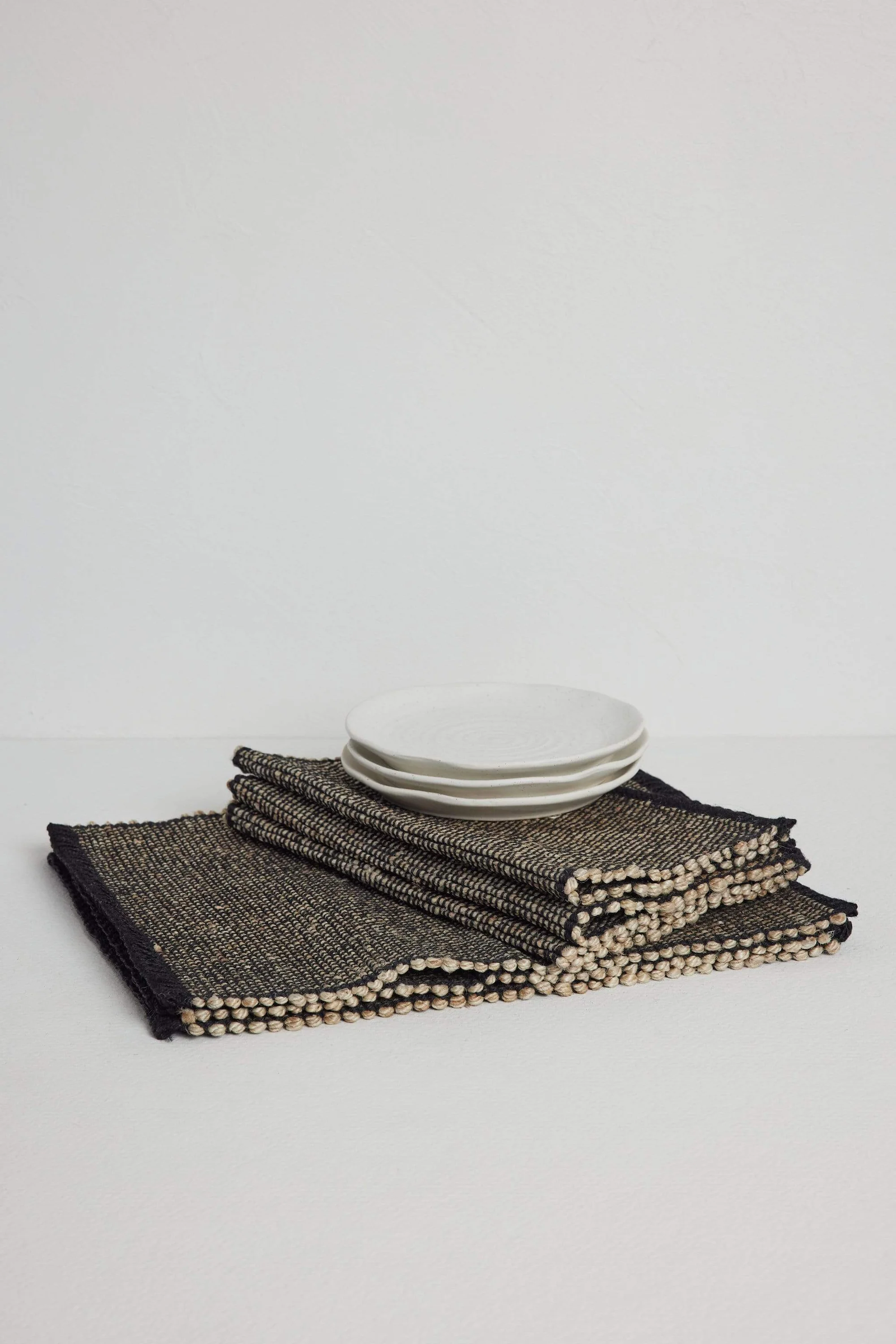 Dharma Door | Malu Placemat Set x6 | Charcoal